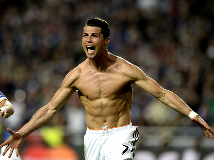 利物浦新赛季球衣号码确认：维尔茨7号，埃基蒂克22号，弗林蓬30号（利物浦新赛季号码出炉：维尔茨7号、埃基蒂克22号、弗林蓬30号）