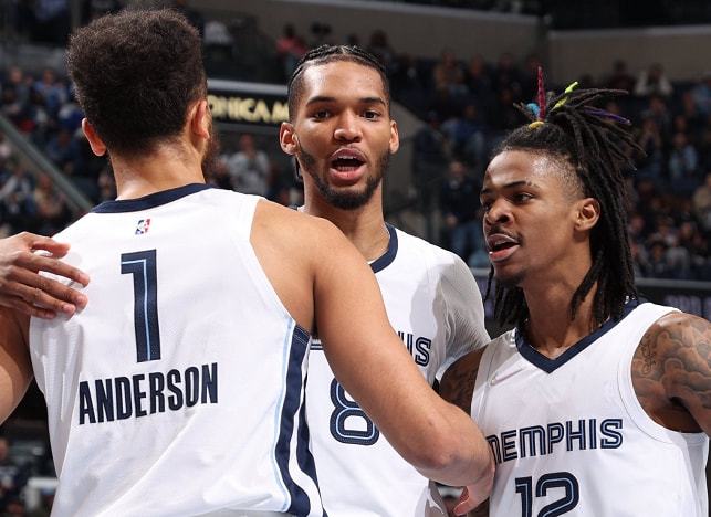 世欧预战报：奥亚萨瓦尔救主，西班牙2-2土耳其不败晋级（世预欧区战报：奥亚萨瓦尔绝平救主，西班牙2-2土耳其不败出线）