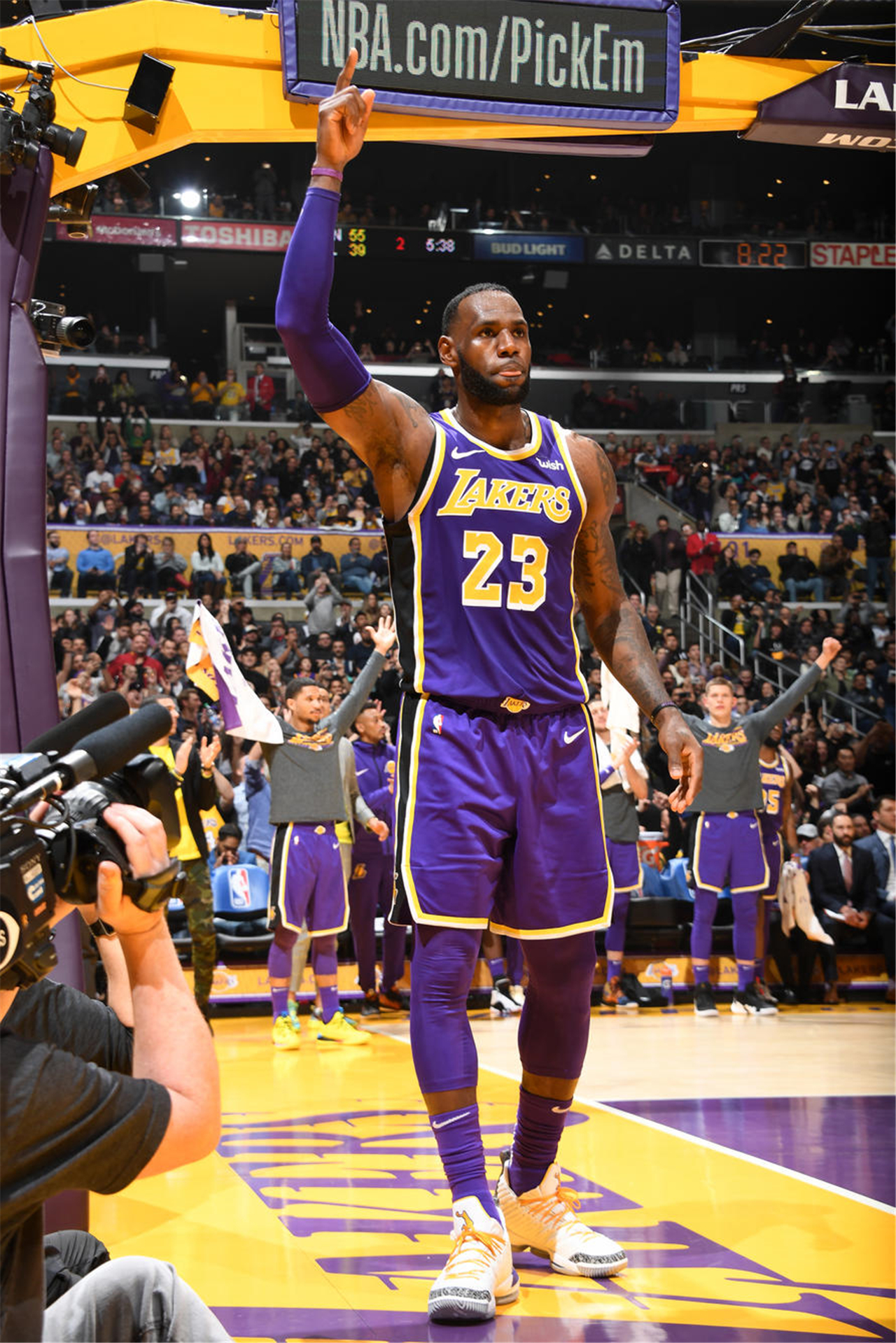 法媒：尽管埃及和伊朗抗议，西雅图坚持举办LGBTQ+庆祝活动（法媒称西雅图顶住埃及、伊朗抗议，照常举行LGBTQ+庆祝活动）