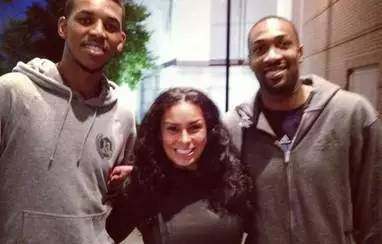 TA：FIFA在卖世界杯期间的停车证，价格是每场75至175美元（TA：FIFA世界杯期间出售停车证，每场定价75至175美元）