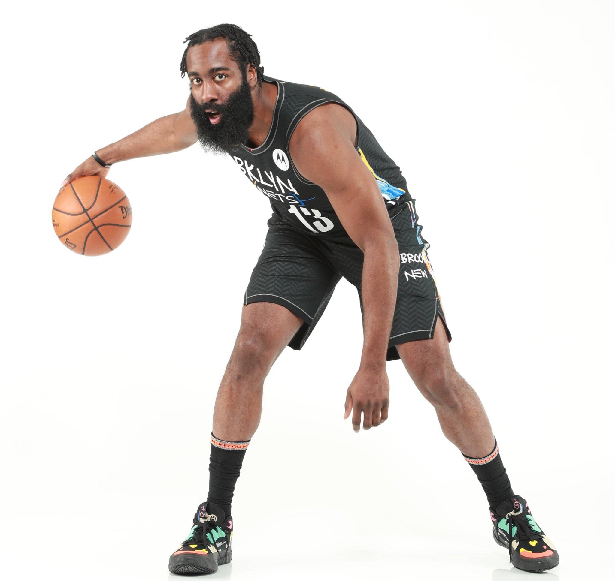 昨天哀伤落泪！文班亚马今天晒照悼念祖母：（昨日悲痛落泪，文班亚马今日晒照缅怀祖母）